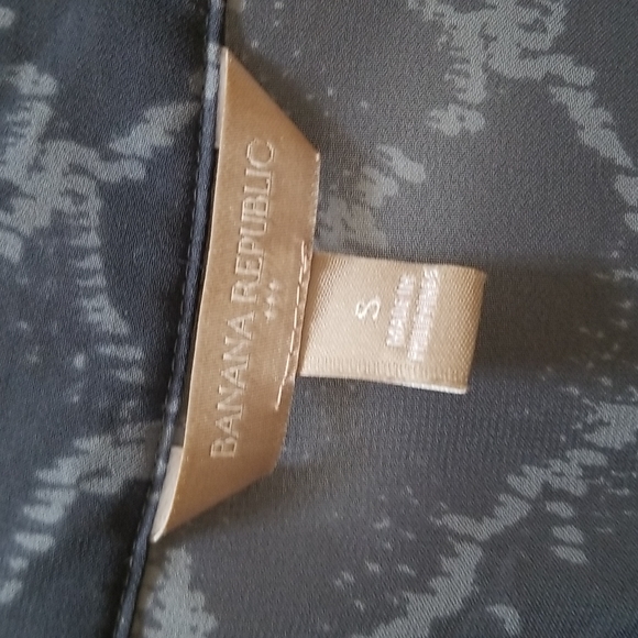 Banana Republic Blue Long-Sleeve Blouse - Picture 2 of 3